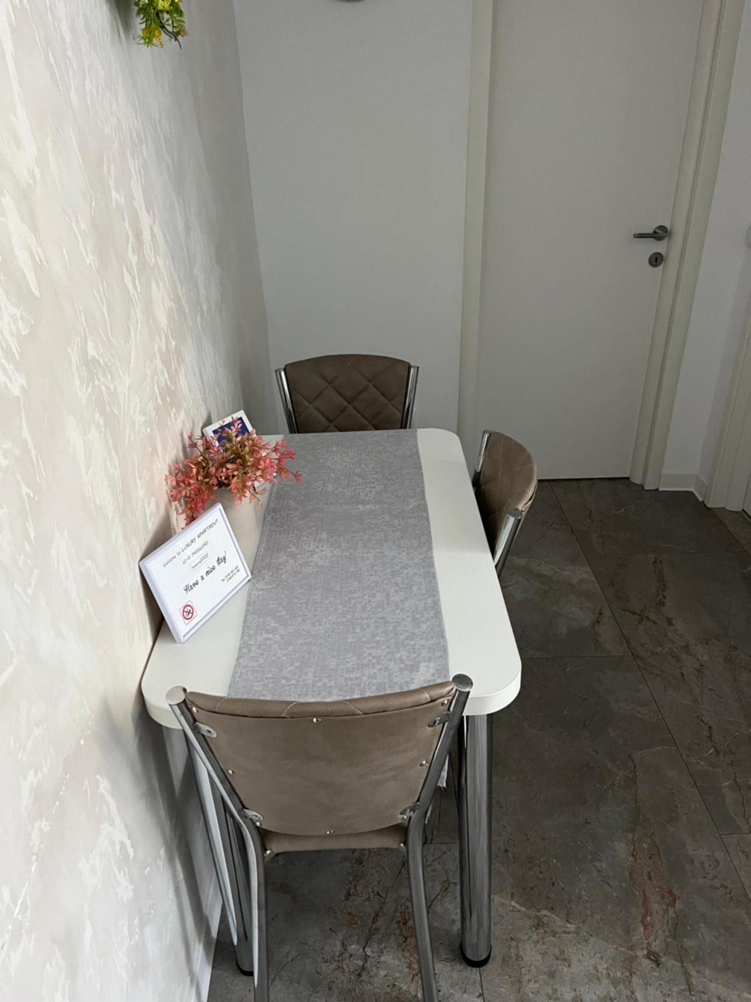 Luxury Apartment Sibiu Exterior photo